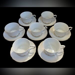 8 Harmony House Tea Cups & 7 Regency Bone China Saucers